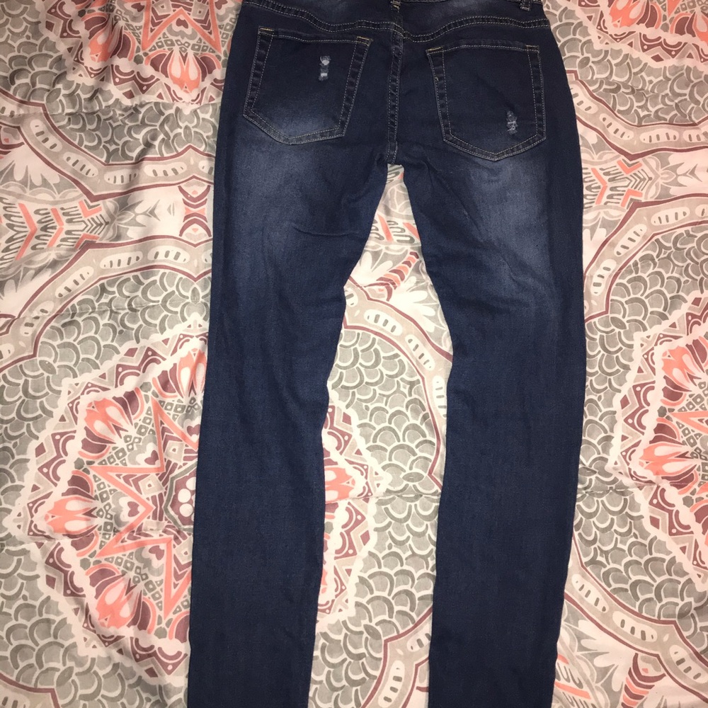 Jeans - Picture 2 of 3